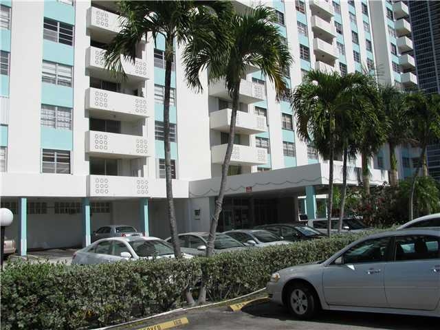 1833 S OCEAN DR # 1810 - Image 12413970