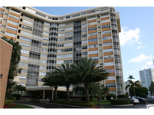 100 GOLDEN ISLES DR # 1113 - Image 12939500