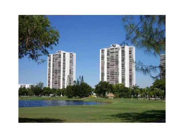 3625 N COUNTRY CLUB DR # 808 - Image 14022325